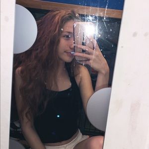 Meet your Posher, Caitlyn